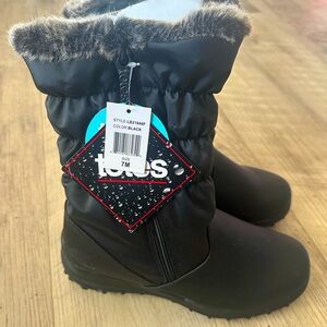 Totes women’s insulated waterproof snow winter boots (New)
